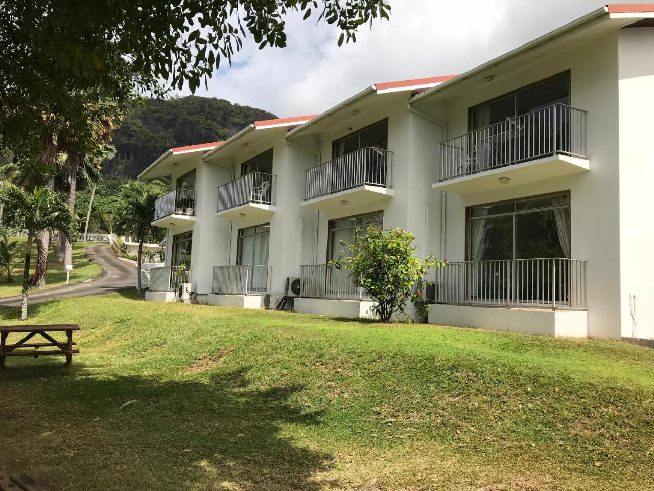 Michel Holiday Apartments Victoria Exteriér fotografie